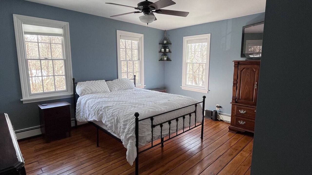 Photo of Bedroom in Brimfield