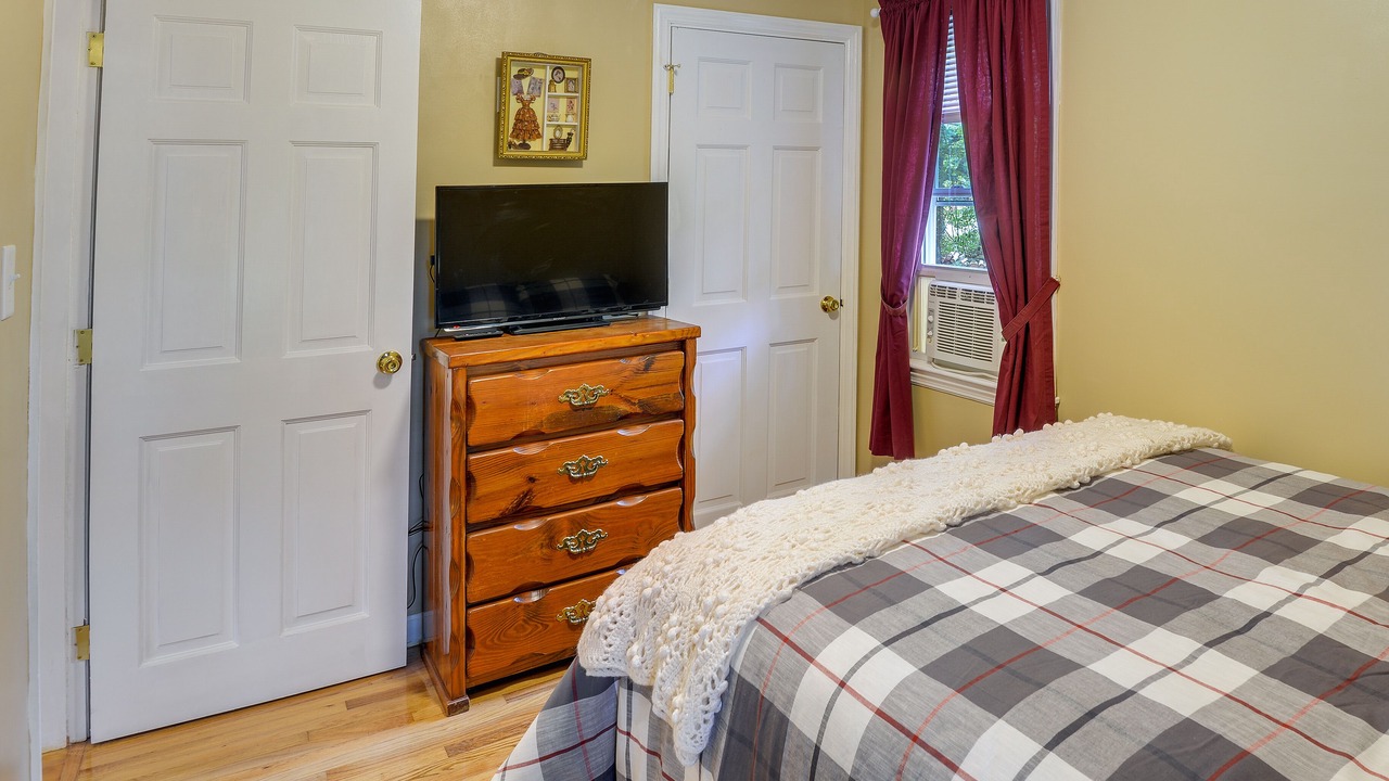 Photo of Bedroom in Leominster