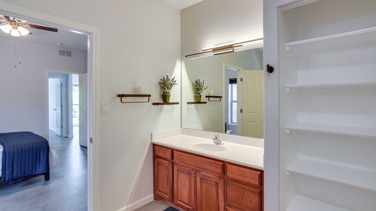 Photo of Bathroom in Bernalillo