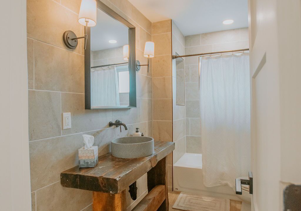 Photo of Bathroom in Alamedan Valley
