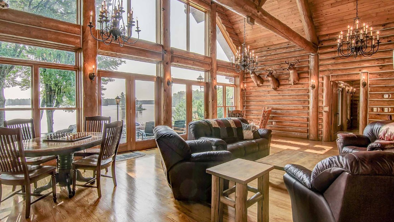 Photo of Livingroom in Hayward