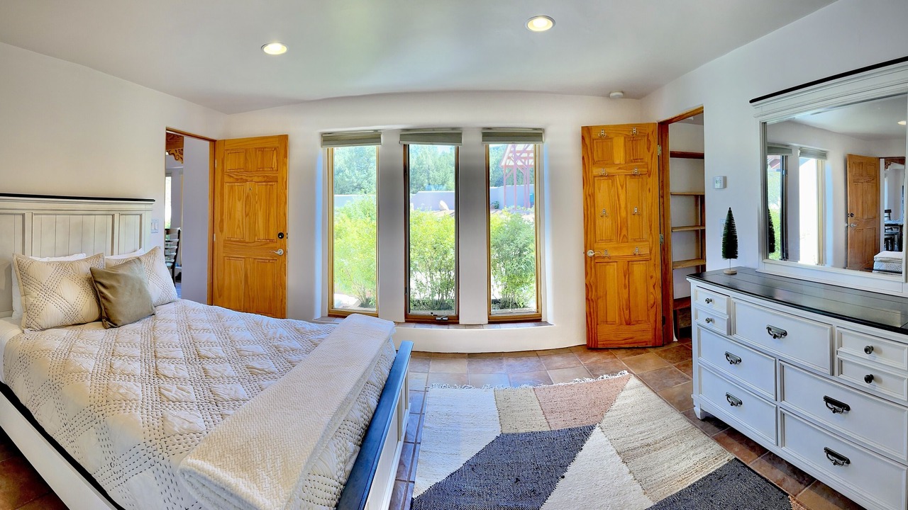 Photo of Bedroom in Rowe