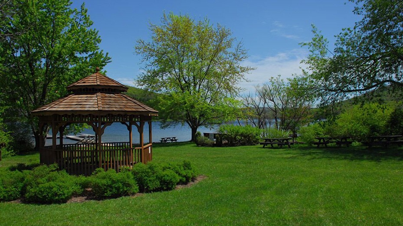 Photo of Outdoor in McHenry