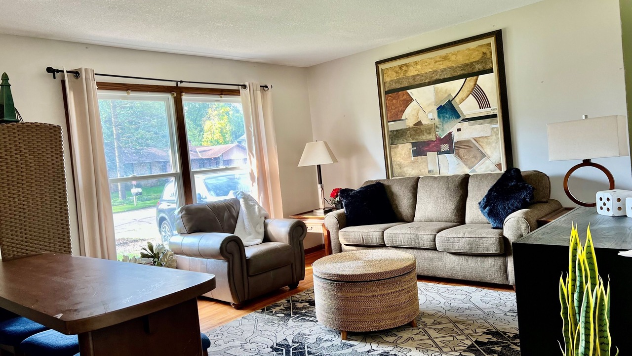 Photo of Livingroom in Apple Valley