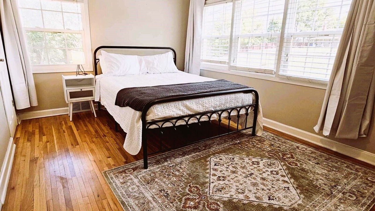 Photo of Bedroom in Excelsior