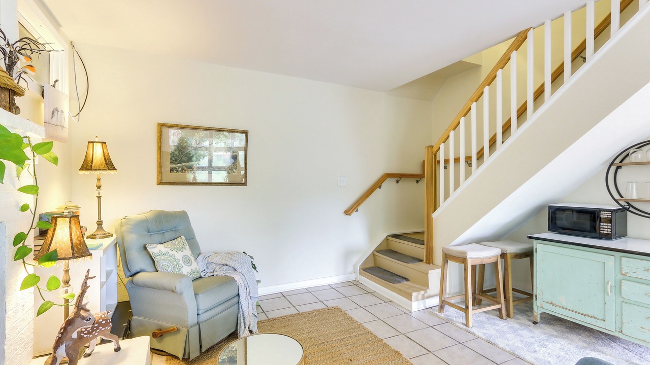 Photo of Livingroom in Berryville
