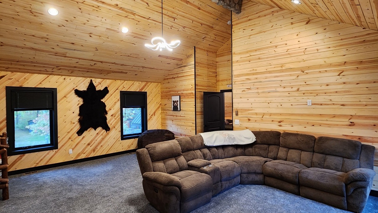Photo of Livingroom in Pine River