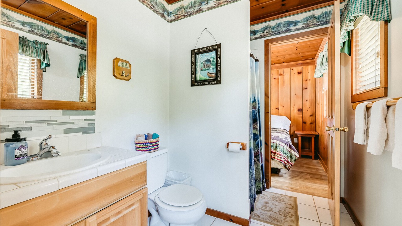 Photo of Bathroom in Almelund