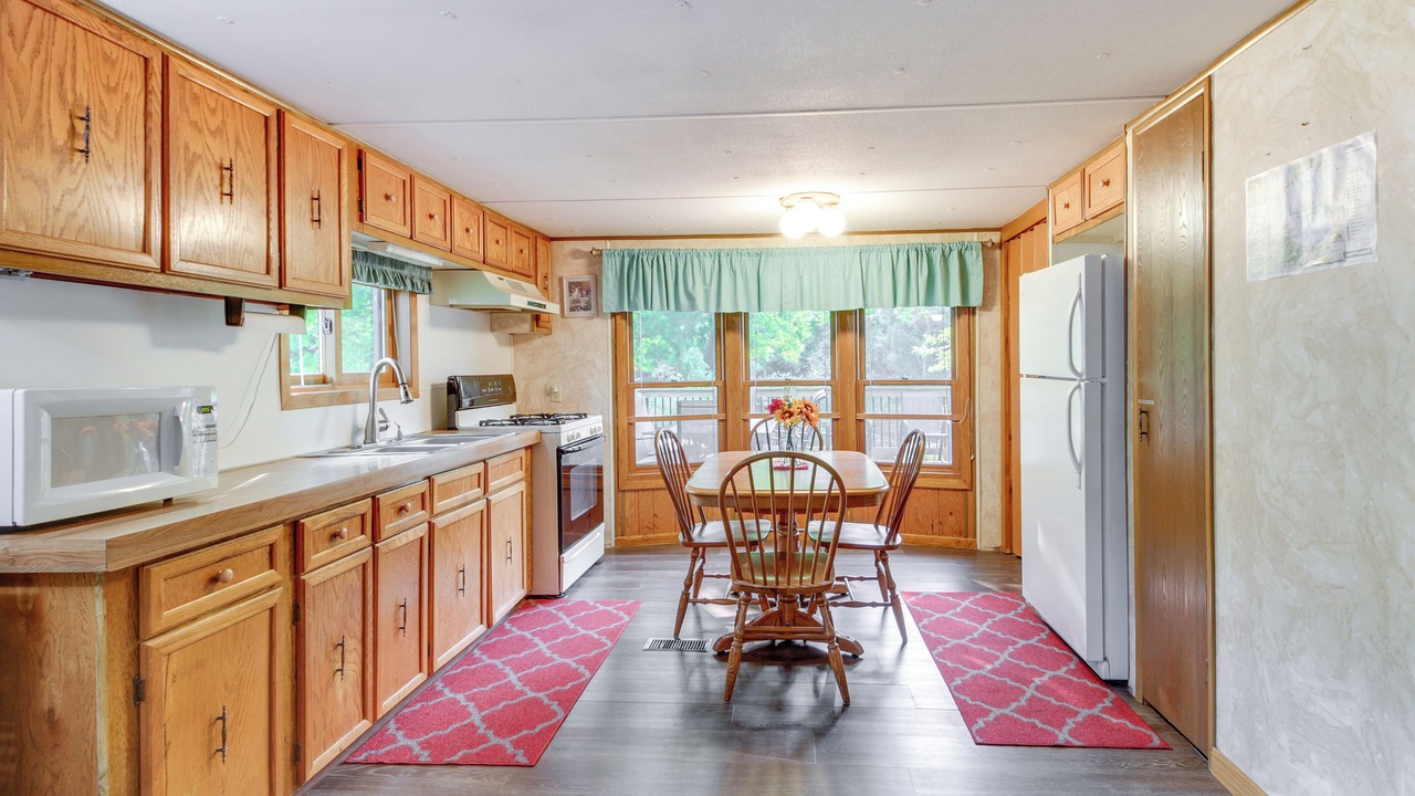 Photo of Kitchen in Isle