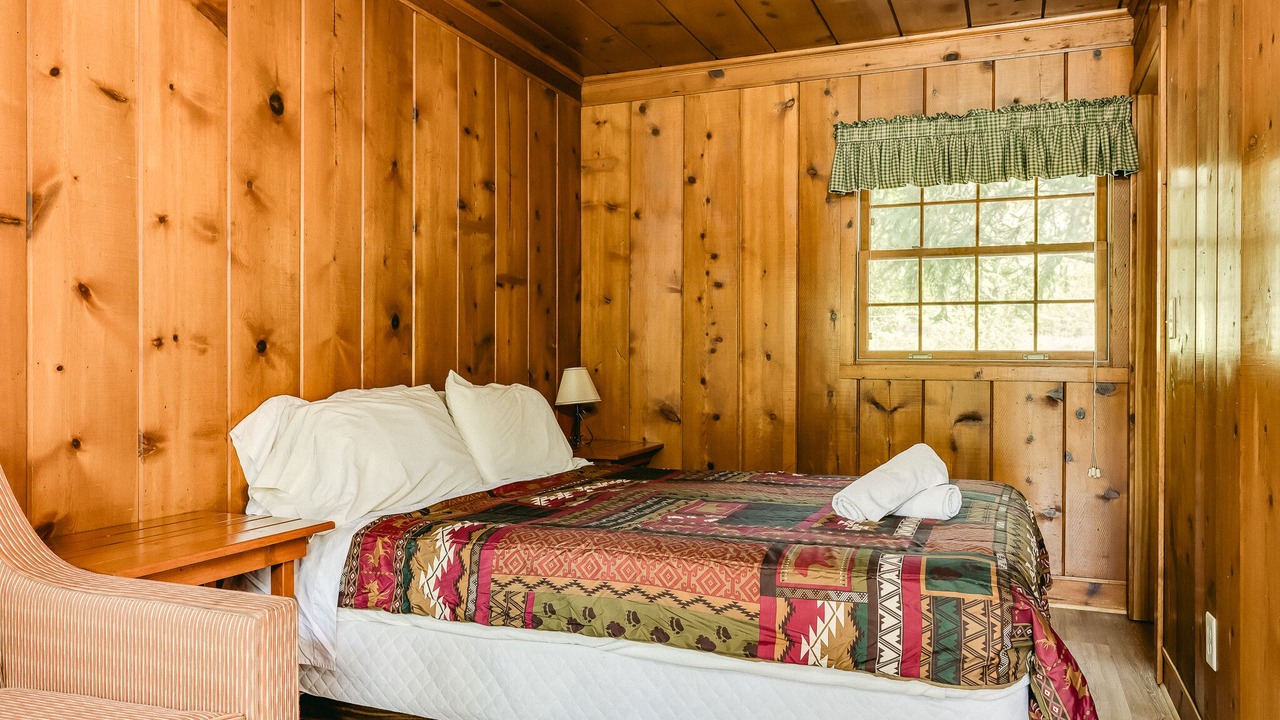 Photo of Bedroom in Taylors Falls