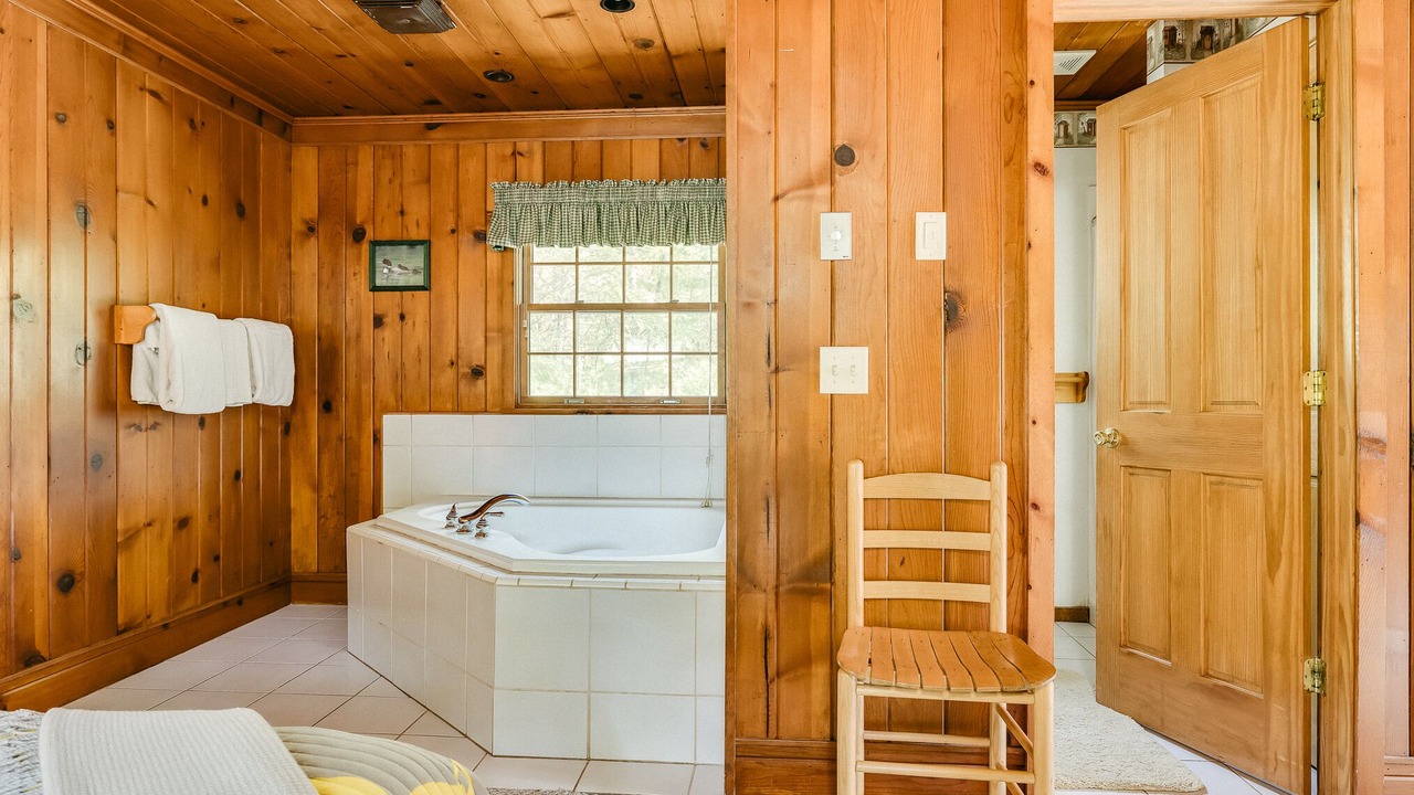 Photo of Bedroom in St Croix Falls