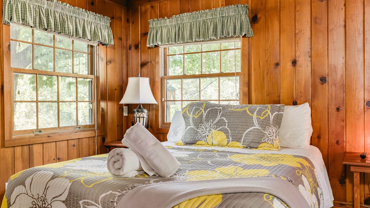 Photo of Bedroom in St Croix Falls