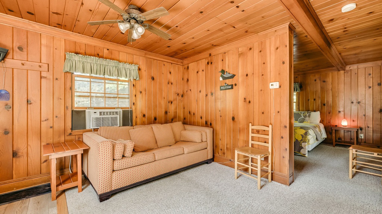 Photo of Livingroom in St Croix Falls