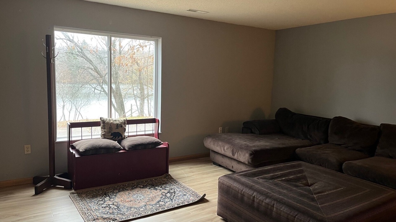 Photo of Livingroom in Stone Lake