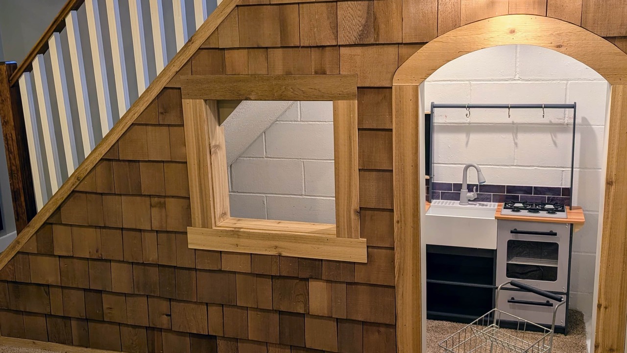 Photo of Bedroom in Columbia Heights