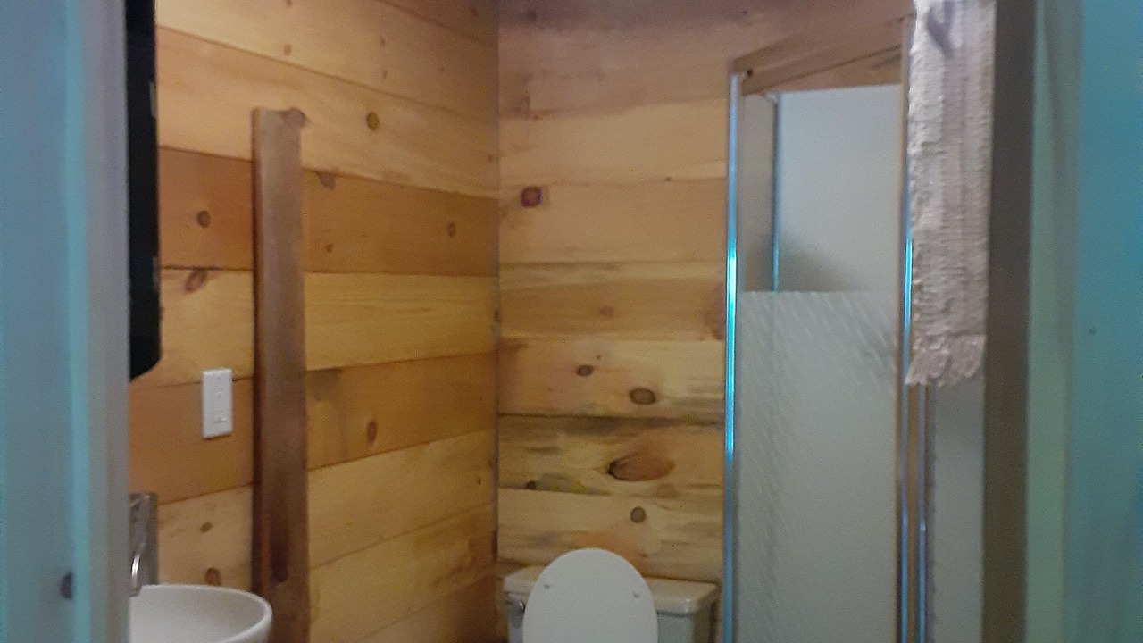 Photo of Bathroom in Town of Clifton