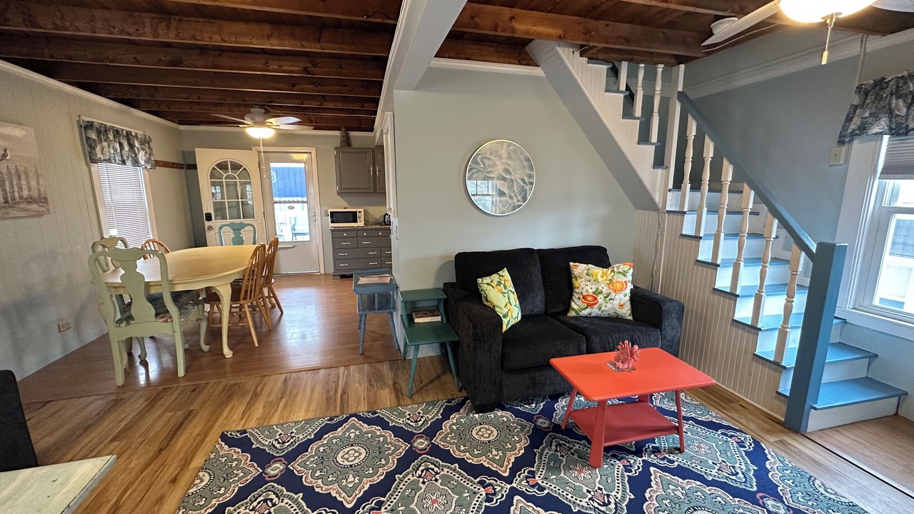 Photo of Livingroom in Hampton