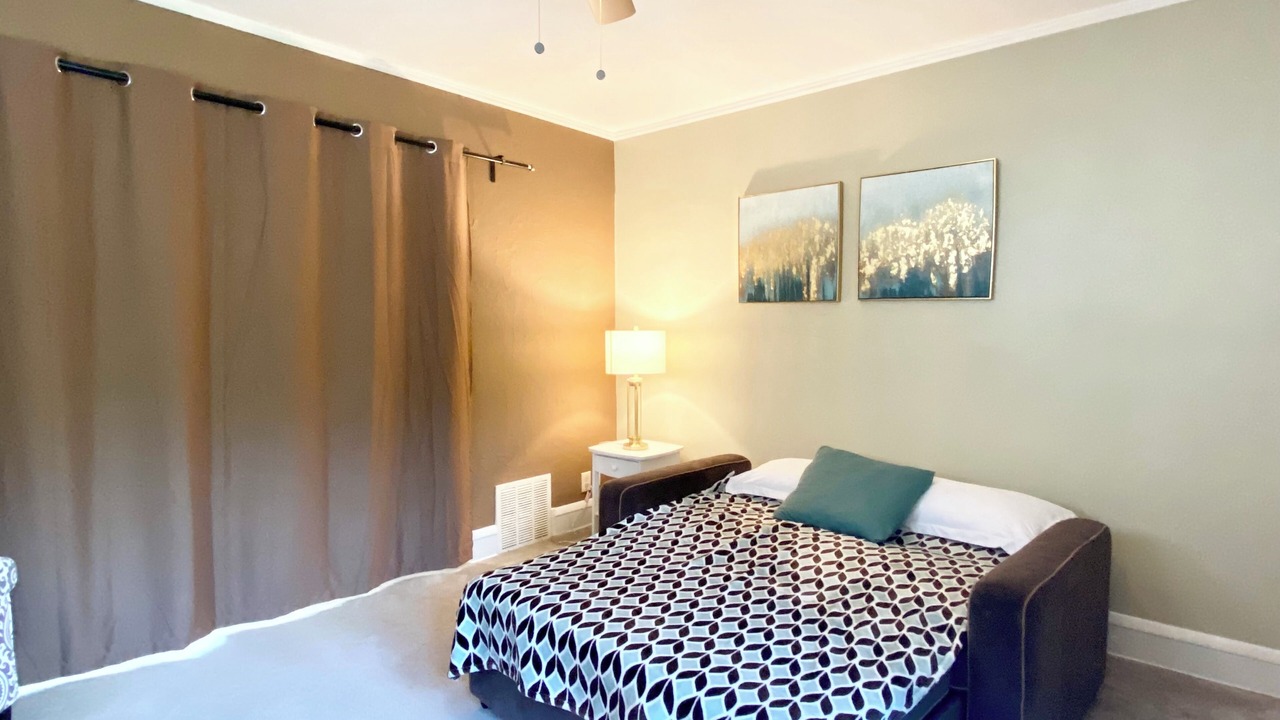 Photo of Bedroom in Northrop