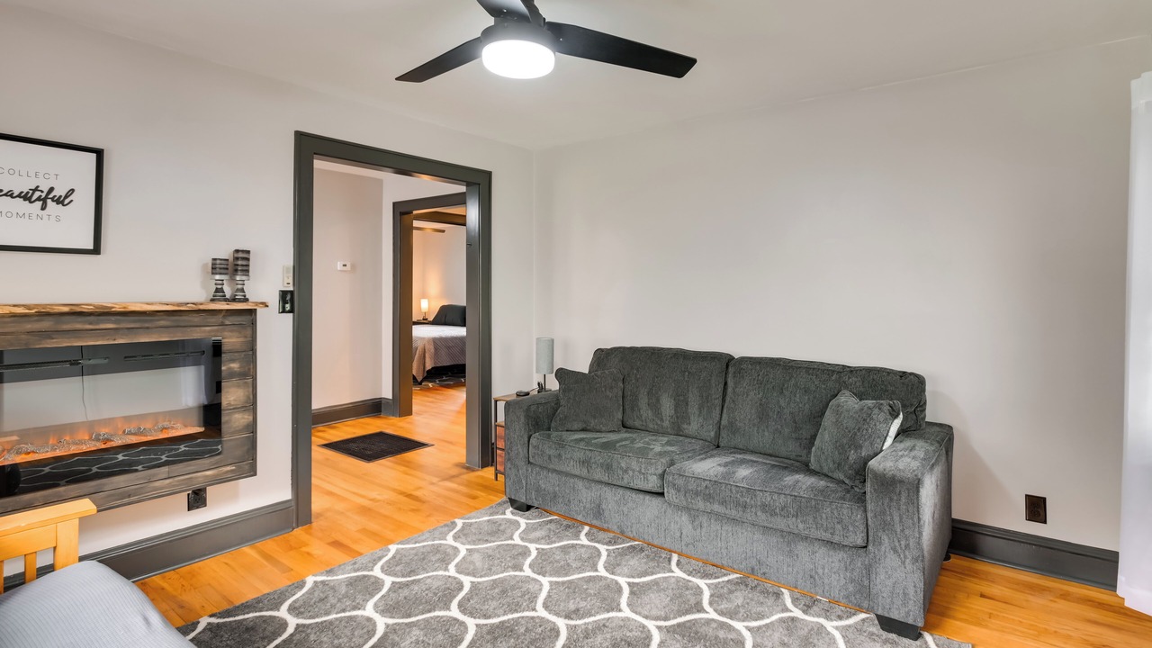 Photo of Livingroom in Mullens