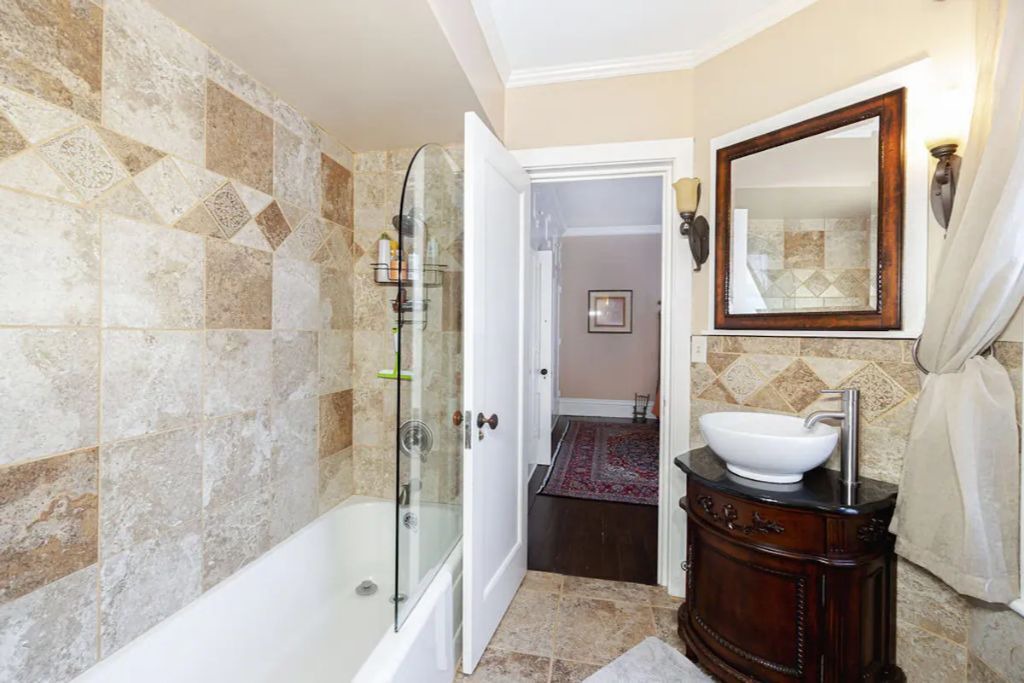 Photo of Bathroom in Osceola