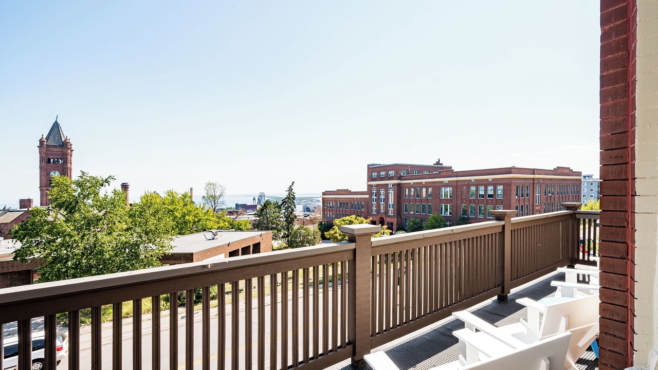 Photo of Outdoor in Central Hillside