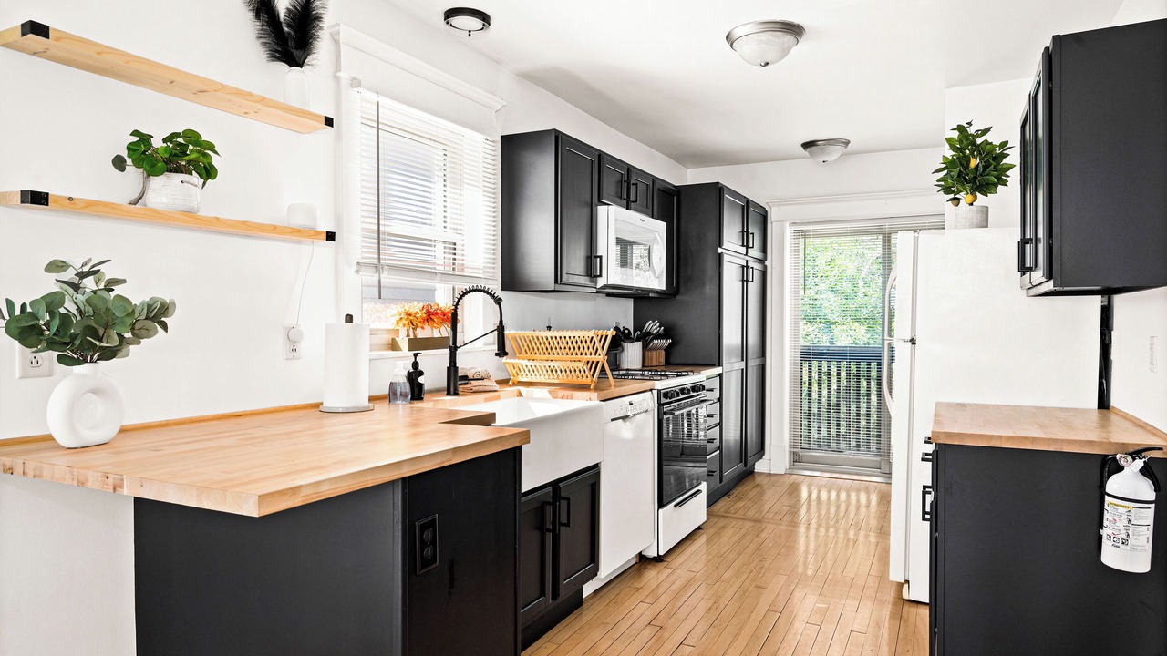 Photo of Kitchen in Central Hillside