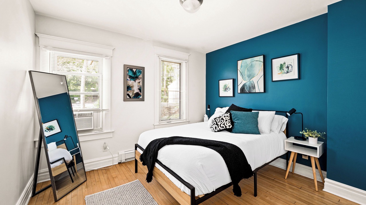 Photo of Bedroom in Central Hillside