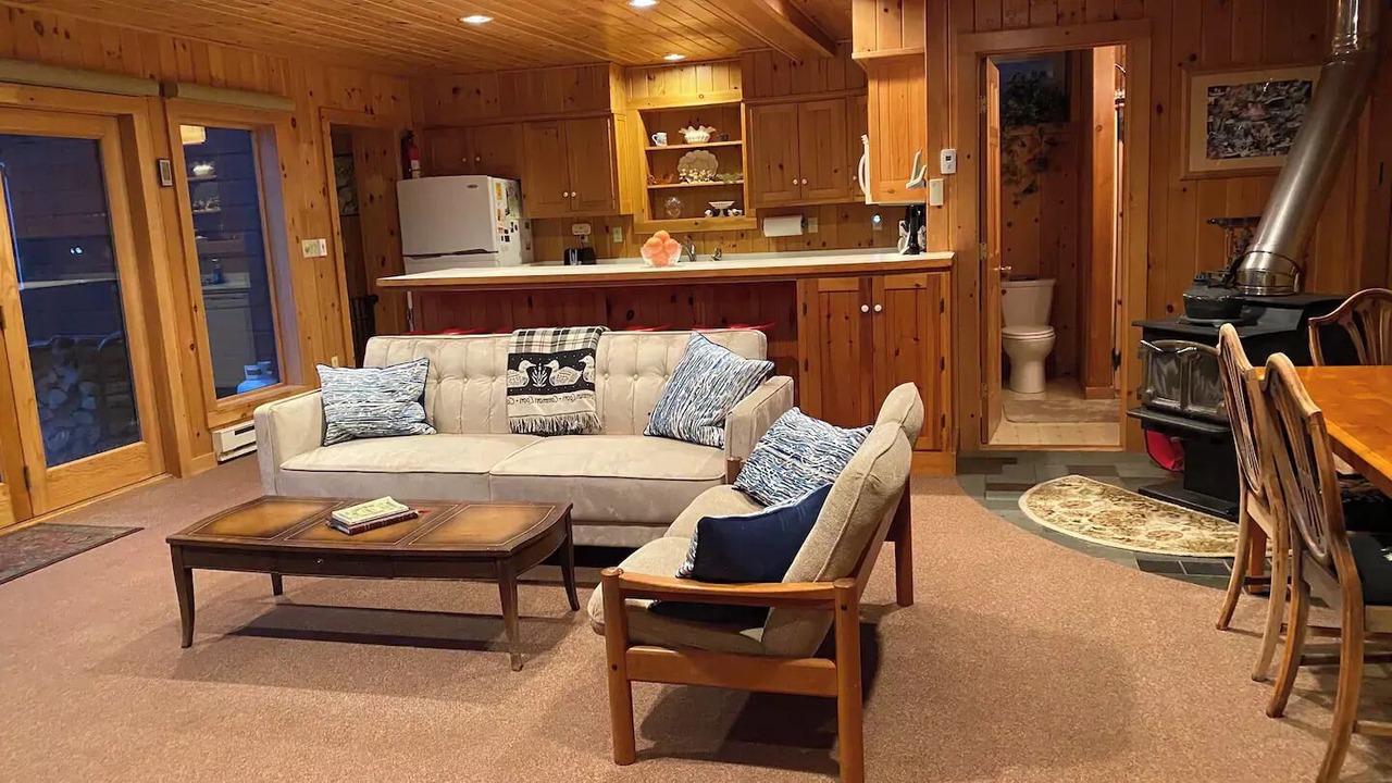 Photo of Livingroom in Rainbow Lake
