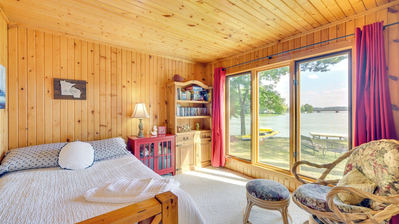 Photo of Bedroom in Chetek