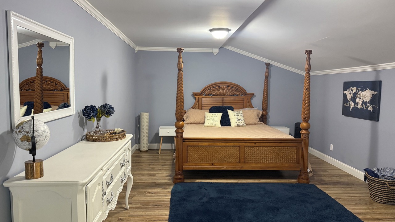 Photo of Bedroom in Matewan