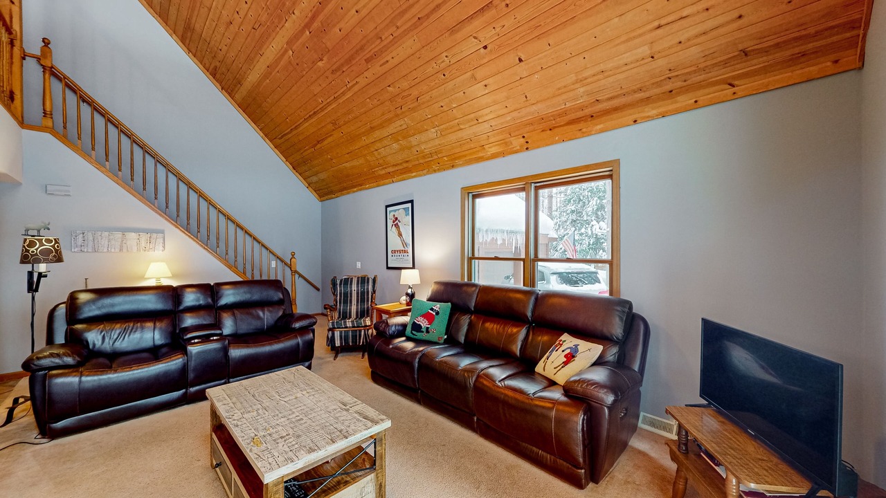 Photo of Livingroom in Thompsonville