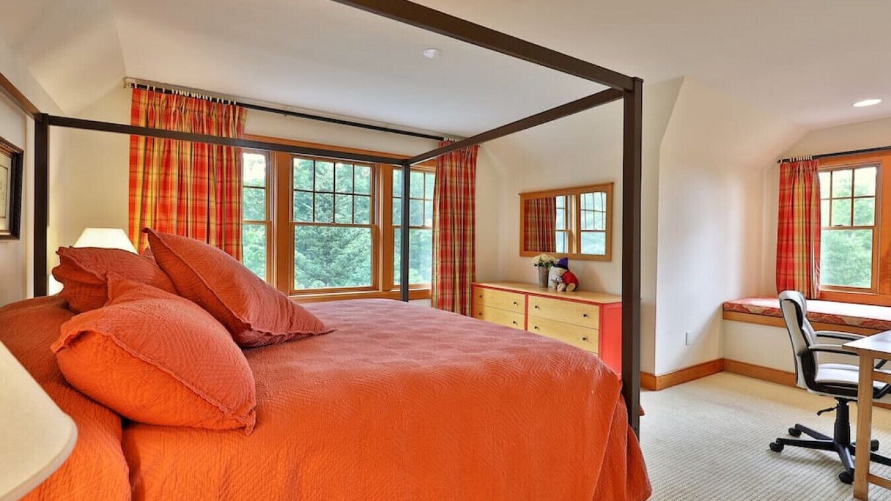 Photo of Bedroom in Ludlow