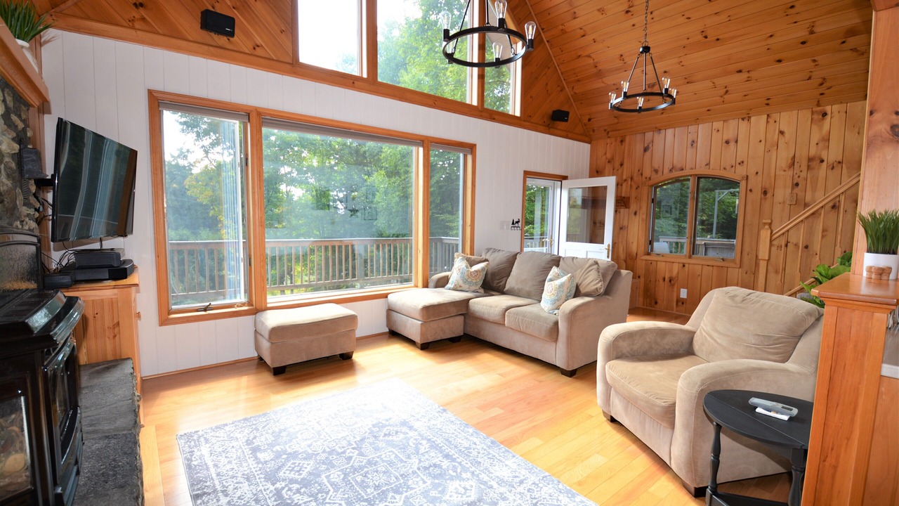 Photo of Livingroom in Montgomery Center