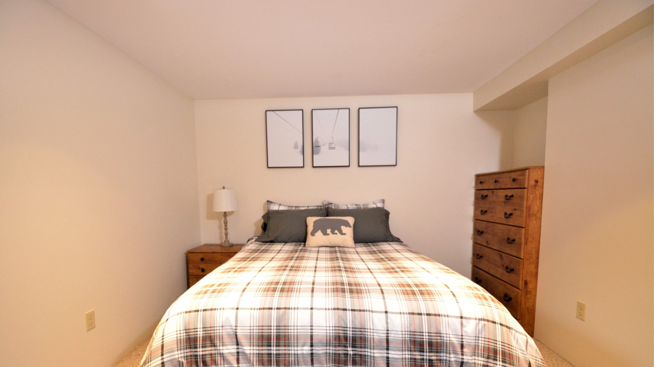 Photo of Bedroom in Montgomery Center