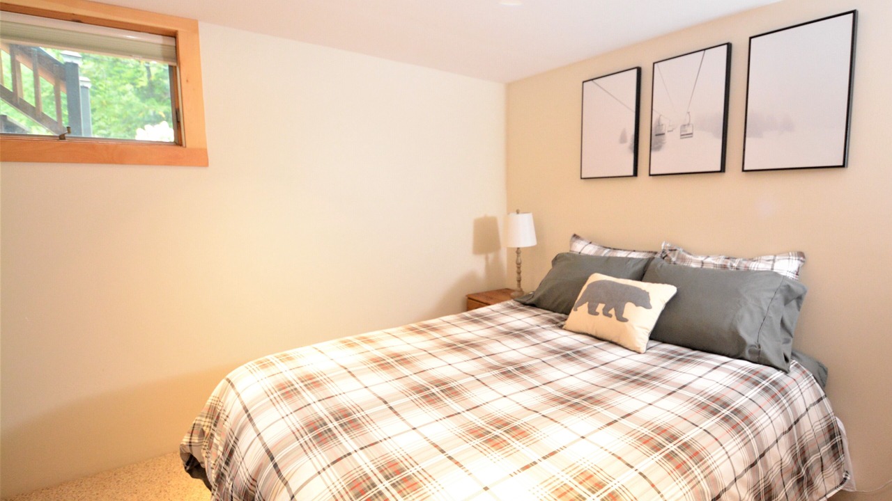 Photo of Bedroom in Montgomery Center