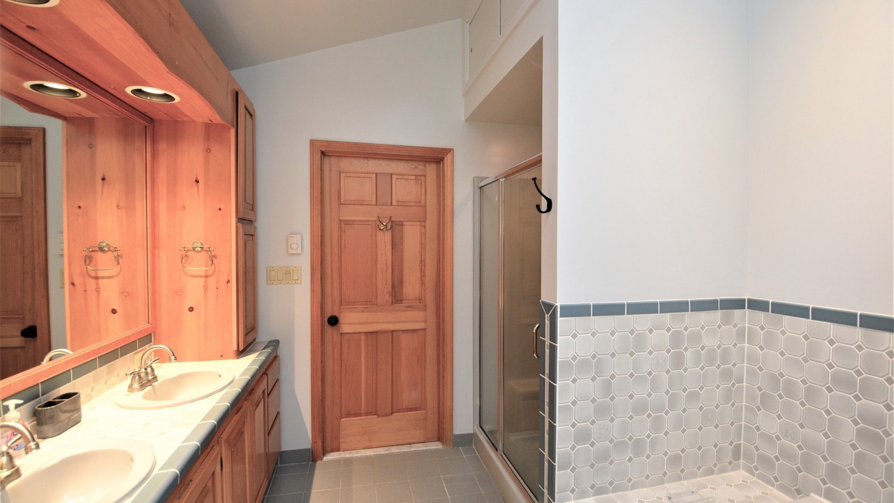 Photo of Bathroom in Montgomery Center