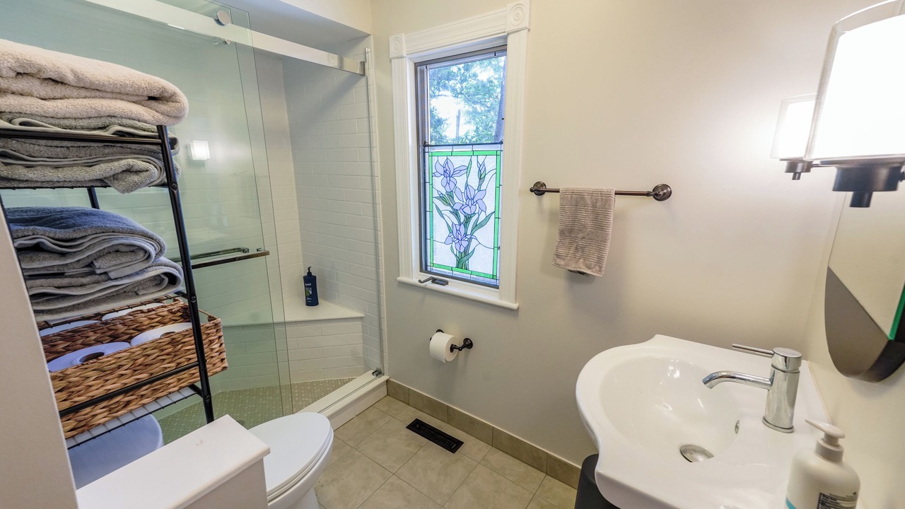 Photo of Bathroom in Twin Lakes