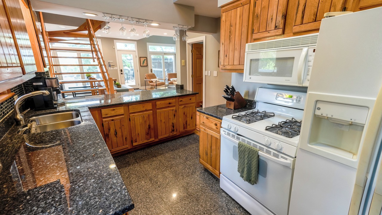 Photo of Kitchen in Twin Lakes