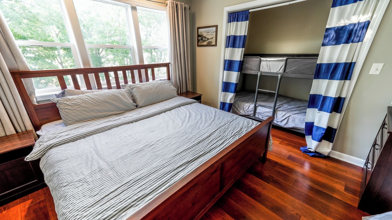 Photo of Bedroom in Twin Lakes