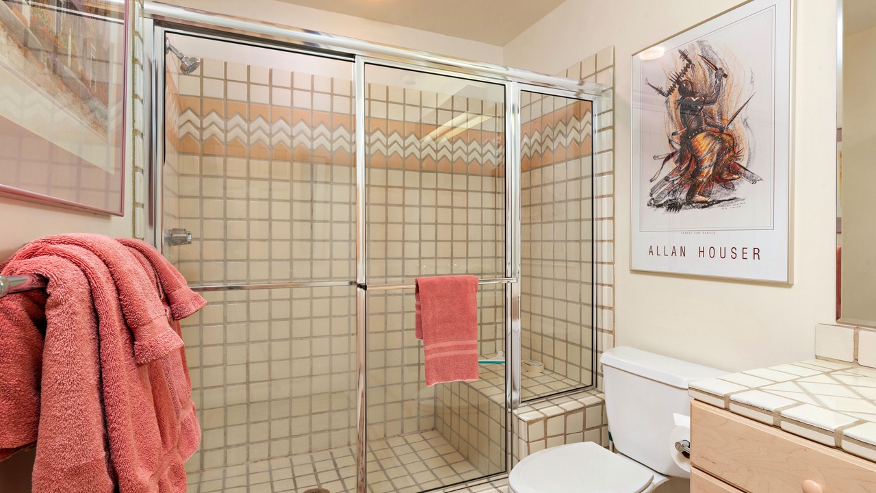 Photo of Bathroom in Quail Run