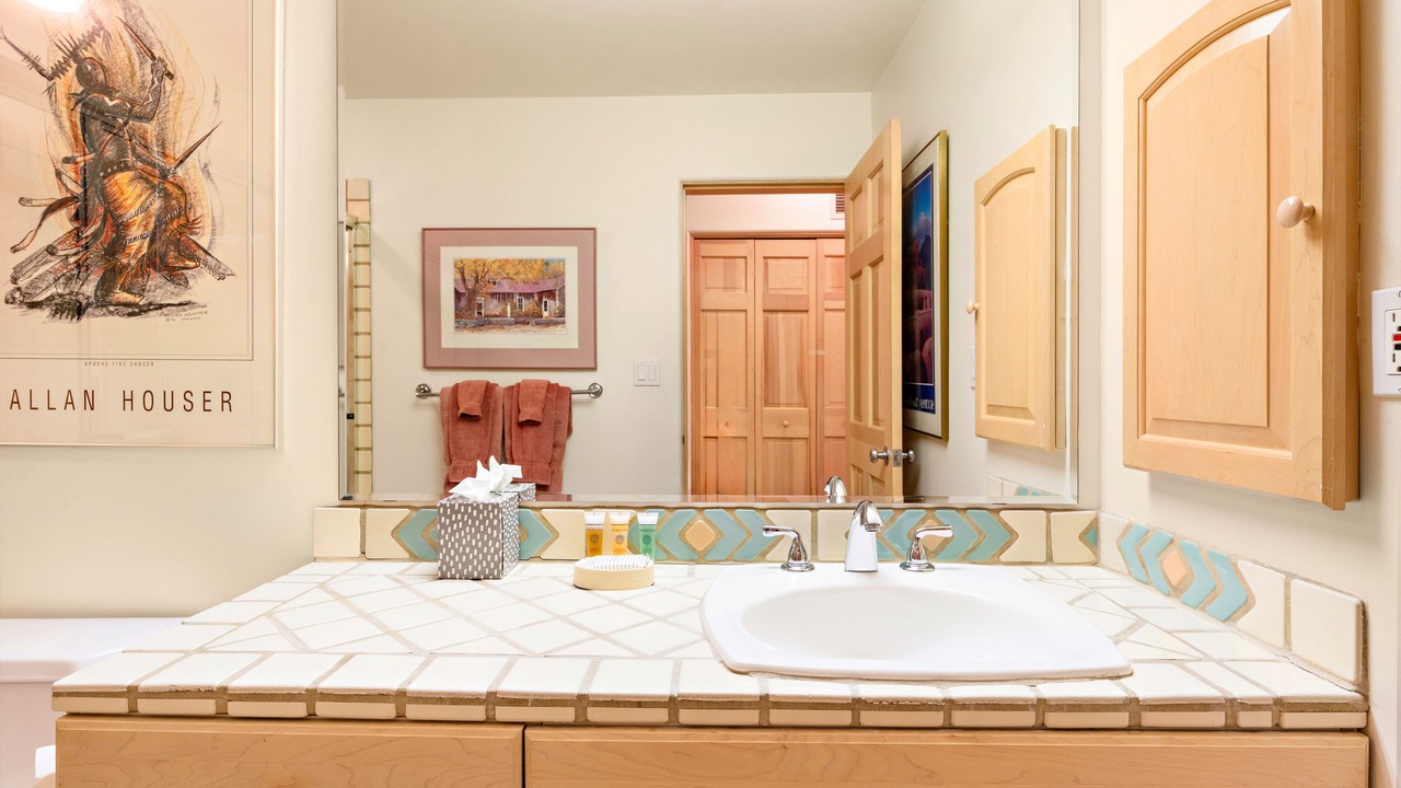 Photo of Bathroom in Quail Run