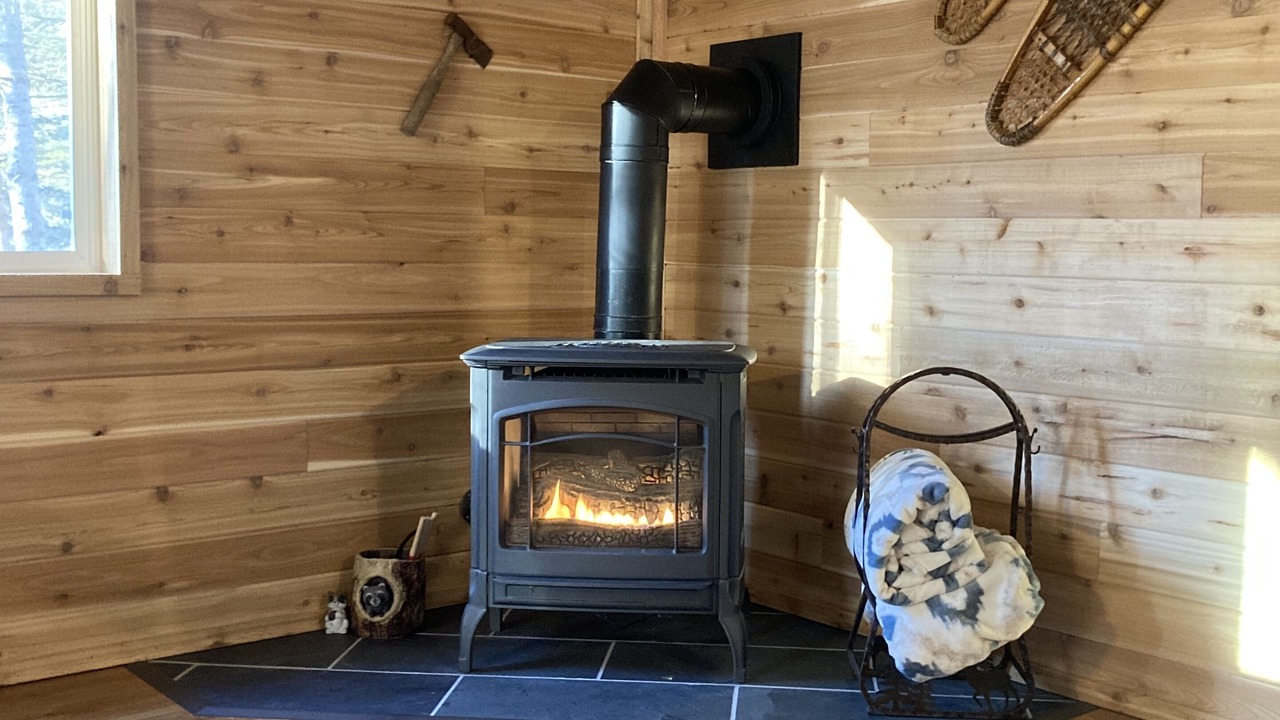 Photo of Livingroom in Fifty Lakes