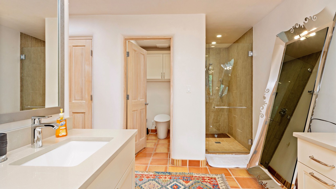 Photo of Bathroom in Quail Run