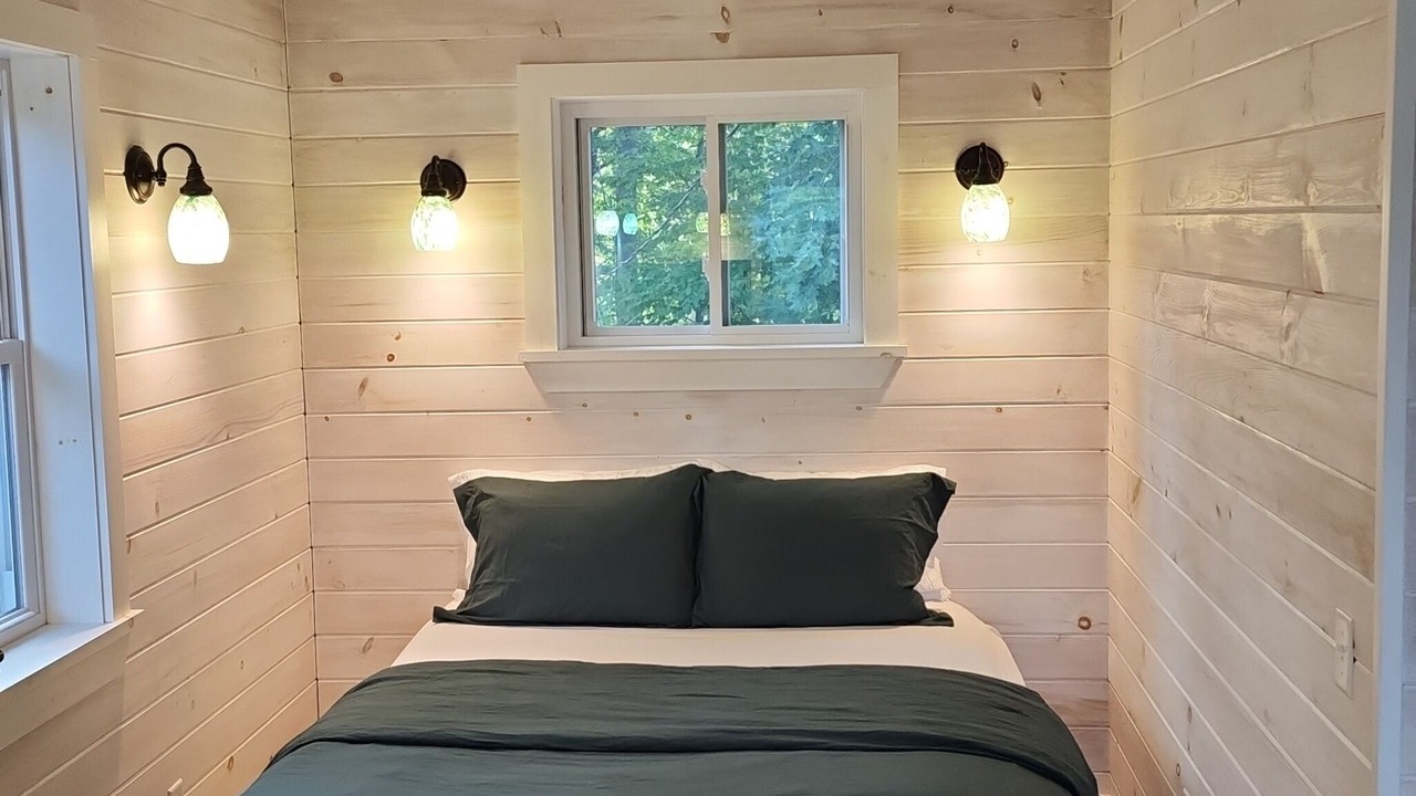 Photo of Bedroom in Town of Hermon
