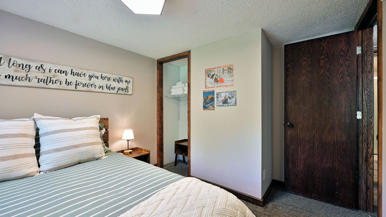 Photo of Bedroom in Webb Lake