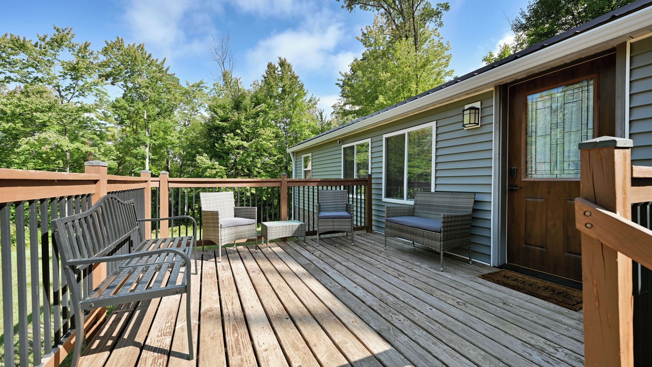 Photo of Patio Balcony in Webb Lake