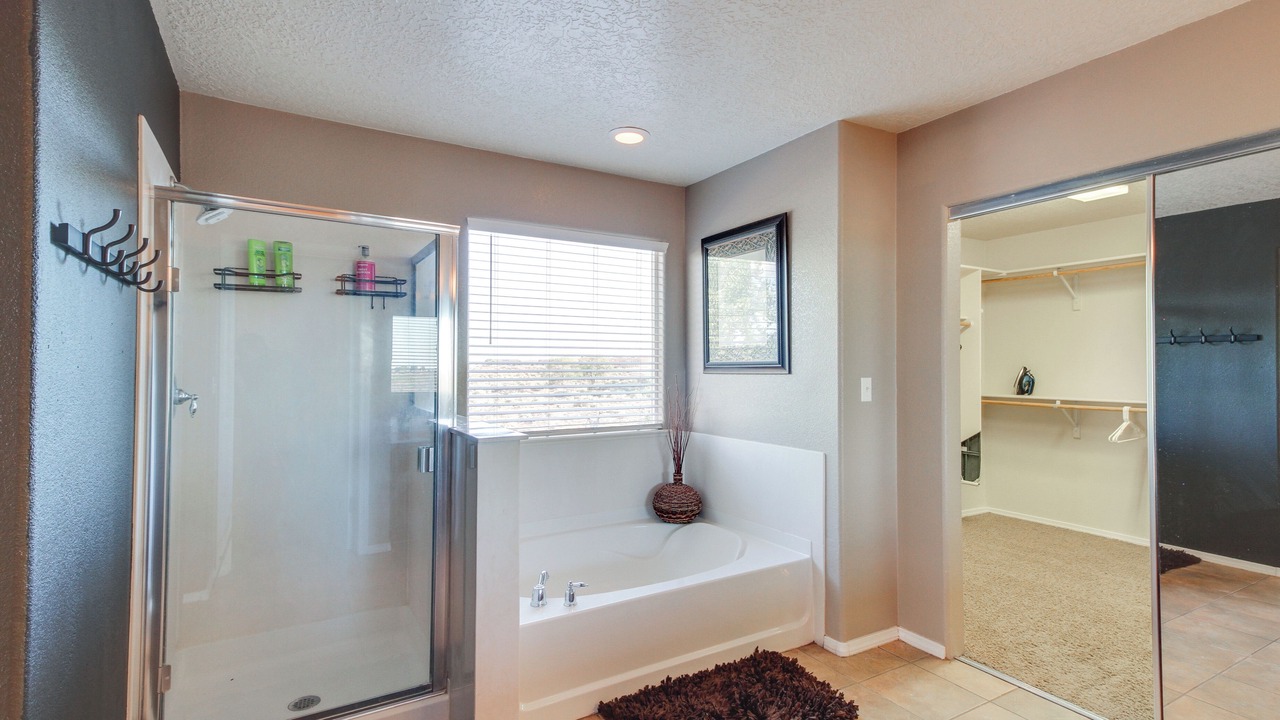 Photo of Bathroom in Los Lunas