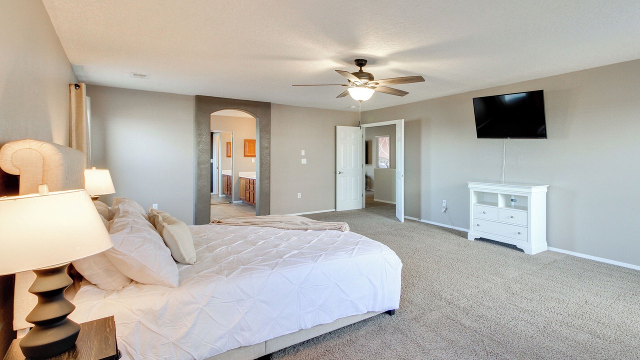 Photo of Bedroom in Los Lunas