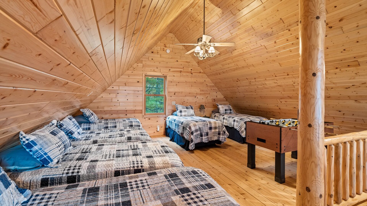 Photo of Bedroom in Motley