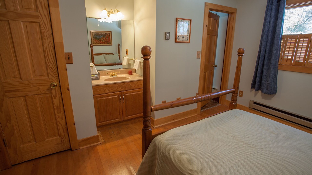 Photo of Bedroom in Schroon Lake